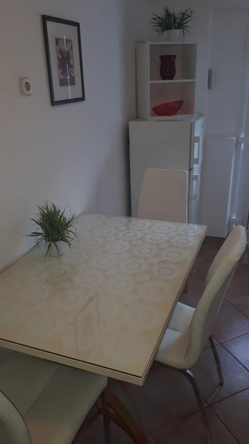 Apartment Ante Kaštela Екстериор снимка